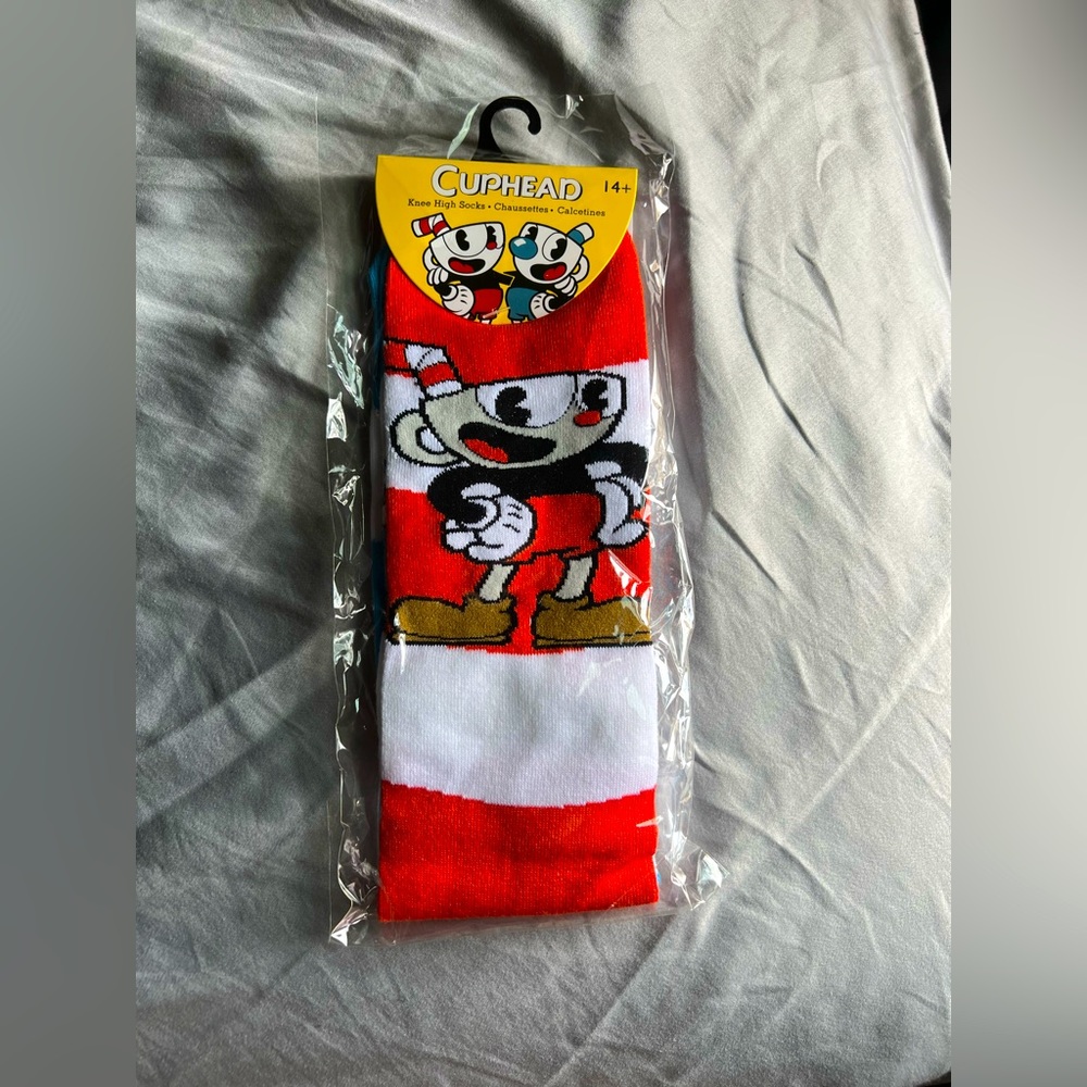 CupHead & MugMan Stripped Knee-High Socks (NWT)